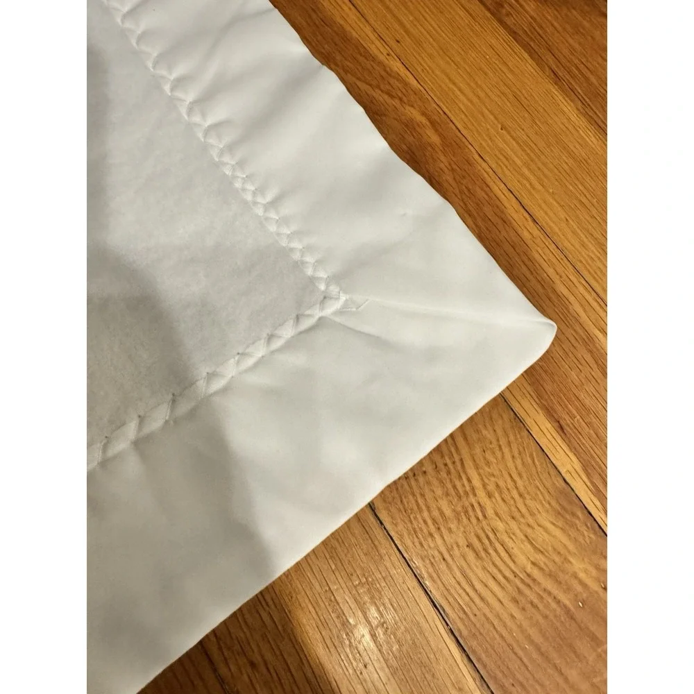 Vintage Stamford Hospital Satin Acrylic White Baby Blanket Embroidered Lamb CT
